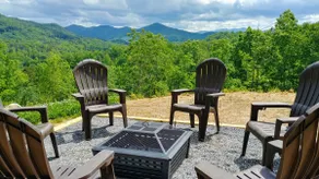 Peace of Heaven • Mountain Views•Hot Tub•Near Town - Image 2