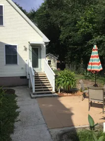 Lovely Guesthouse near Shem Creek - Image 3