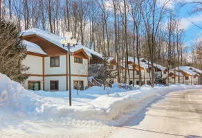 Large Condo, slps 18, perfect for your summer stay - Image 5