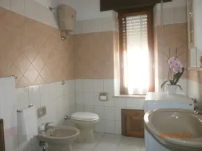 Central Apartment - Image 3