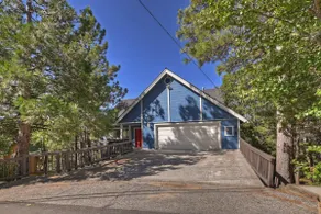 Heavenly Pines Lodge w/Hot Tub, AC and mtn views - Image 2