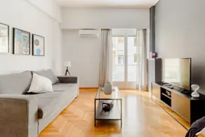 Modern Downtown Flat near the Acropolis by UPSTREET - Image 2