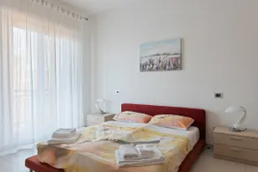 Modern and new apartment in Brianza - Image 4