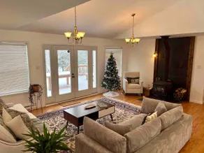 Le 1717-Lakeside cottage-Heart of the Laurentians - Image 5