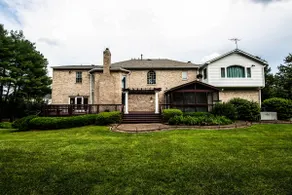 Grand Chateau Mansion Retreat - Sleeps 15 - Image 3