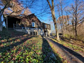 Moon Claw Suite @Raven'sViewRetreat in WashMO - Image 5