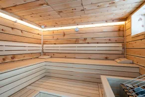 Luxury Chalet in Saalbach-Hinterglemm with Sauna - Image 2