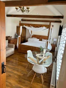 Tapestry Cottage, East Harling, Norfolk - Image 4