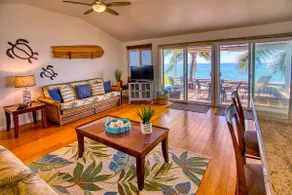 Lava Rock Beach House oceanfront oasis with pool - Image 4