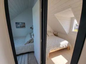 Pretty house between sea and dunes - Image 3