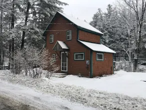 Rustic Cabin in between MountSnow & Stratton - Image 2