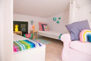 Oliva Holiday Homes Lovely Family Maisonette - Image 4