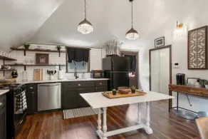 2 HOUSES ”Rose Hill Ranch” 1 Acre-City Farmhouse - Image 4
