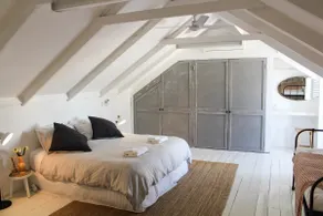 The Coach House - Image 4
