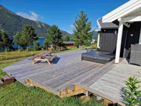 Cabin 60m from the lake with sun from morning to evening - Image 5