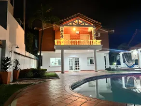 Cheerful summer villa with pool - Image 4