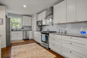 PetFriendly|Close2Downtown&MCRD|ScreenedPorch - Image 4