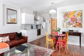 Upper Deck - Unique Quayside Loft w. Free Parking - Image 2