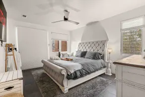 King's Home | Hot Tub | 100”HDTVs | Clean | Safe - Image 2