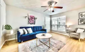 City Vibe Flat | Mini Golf & Arboretum Included - Image 2