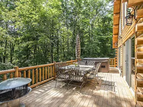 Mia's Cabin* - Image 3