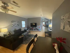 Lake front Loft - Image 3