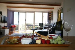 Hellyer Beach Bungalow- Absolute Beachfront - Image 2