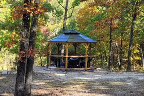Crooked Creek Cabin. Private Setting on a Pond . - Image 4