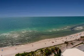 New 12th Floor Beachfront 180º Oceanview Apartment - Image 4