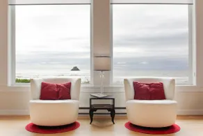 Posh Oceanfront Beach House, 180 ° udsigt, skridt til sand, ⭐⭐⭐⭐⭐ - Image 2