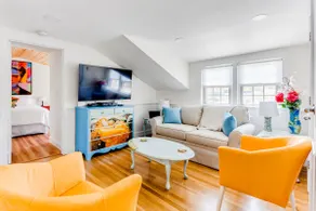 Studio Flat Above Historic Cider Mill - Image 2