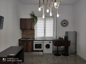 Studio apartment in the city center - Image 4