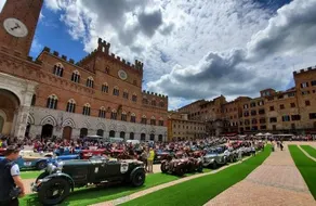 10 min from downtown Private Parking Air Conditioning - Image 2