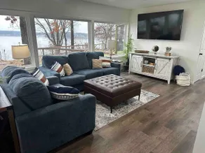 Waterfront Getaway Duo Homes Sleeps 18 with Dock - Image 5