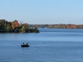 Getaway on Lake Minnetonka - Image 4