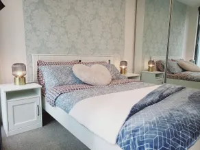 Cozy 1BR Apt in Canberra CBD Free Parking & Quiet - Image 2