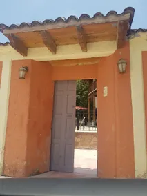 Chalet La Casa del Lago (10-min walk to downtown) - Image 4