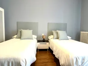 Centrally located and comfortable apartment C - Image 3