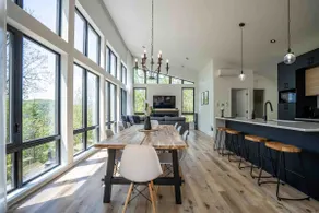 Chalet Le Greenwood - Mountain View & Private Spa - Image 3