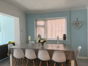 Spacious family Beach house-with incredible views - Image 4