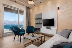 Bonintro Lux Apartment - Image 5