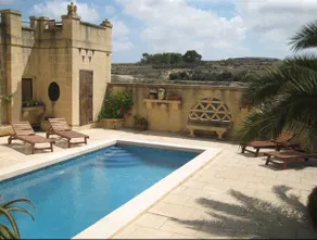 Family House with Pool and Seaview - Image 5