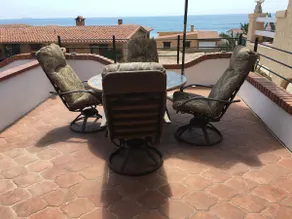Beach Retreat - Image 4