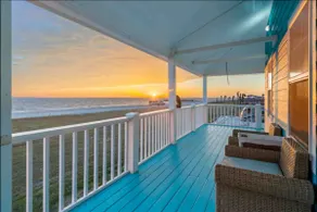 Beachfront and beautiful- Magnolia Beach - Image 4