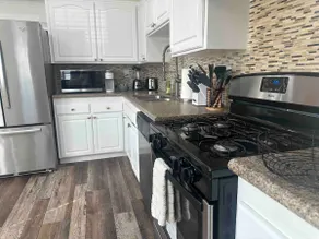 Two Bedroom Home Centrally Located El Cajon - Image 4
