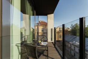 Apartments Kraków Rajska 3 by Noclegi Renters - Image 3