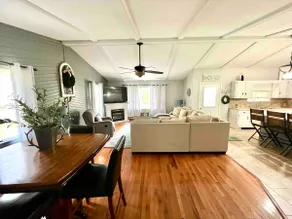 *HigginsView*OneHouseOff Lake*Sandy Shore*Dock* - Image 4