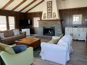 LOVELADIES - Almost Beachfront 3Bed/2Bath - Image 5