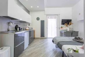 Portuense 21 - Private Garden Studio - by Holiday Homes Rome - Image 3