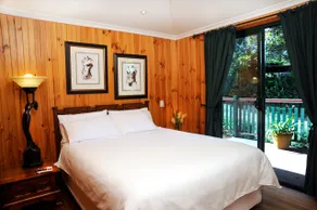 Clouds Forest Chalet - Image 4
